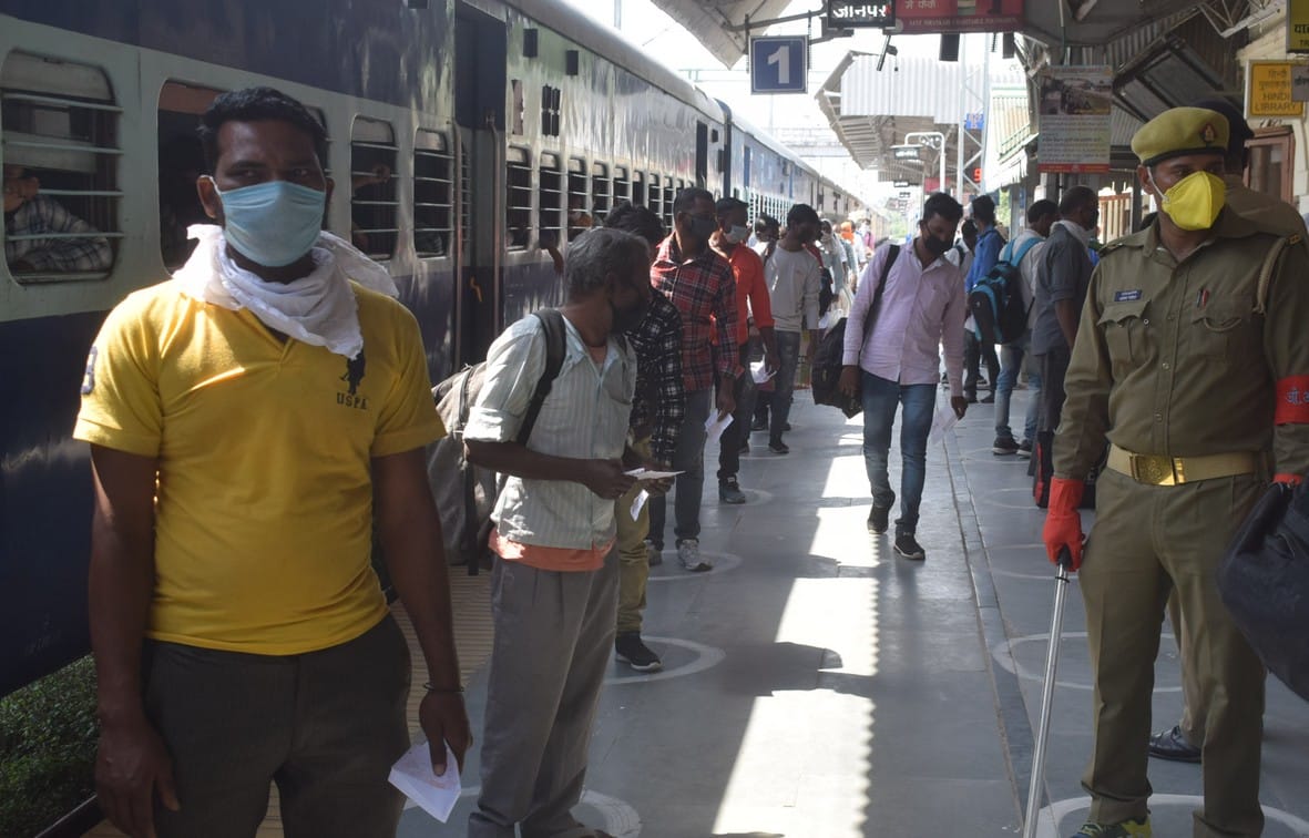 Corona woman from Mumbai, Bogie quarantine