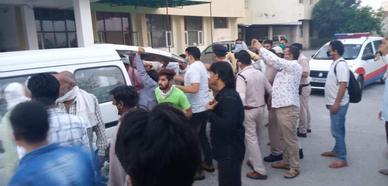 wine smugler, health, admitted in pgi, sonipat