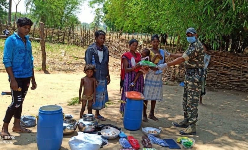 CRPF helped the Mother of Naxalite budra sory involved in killing of MLA Bhima Mandavi, DD cameraman
