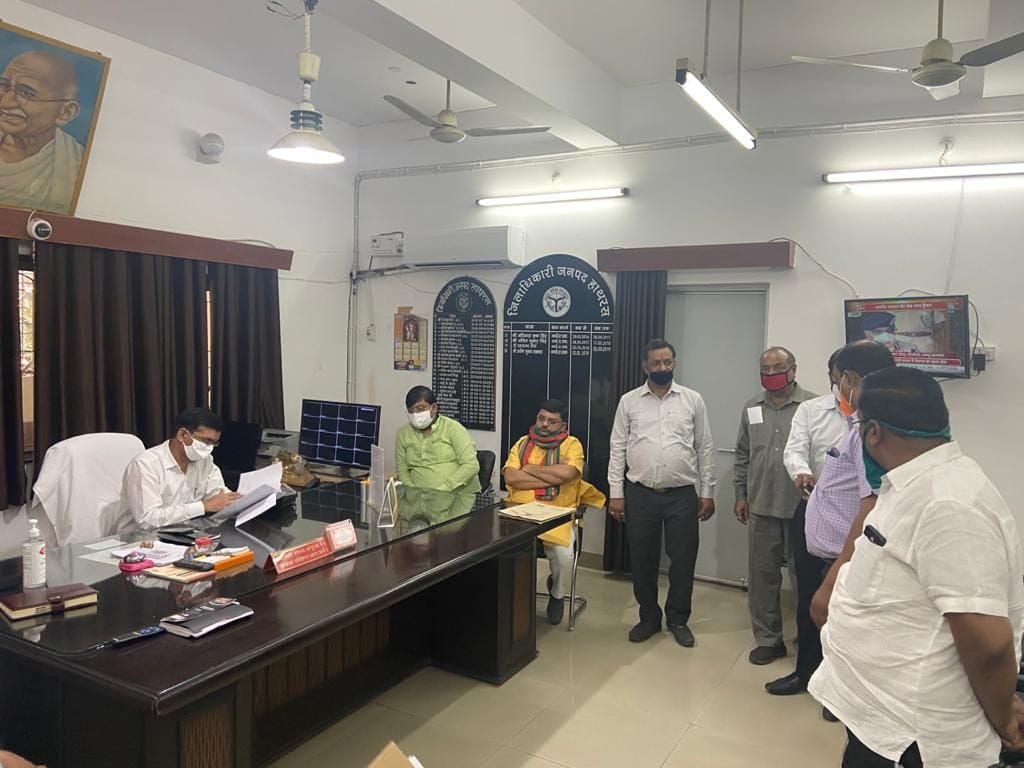 Hathras: Many organizations including BJP submitted memorandum, demanding strict action