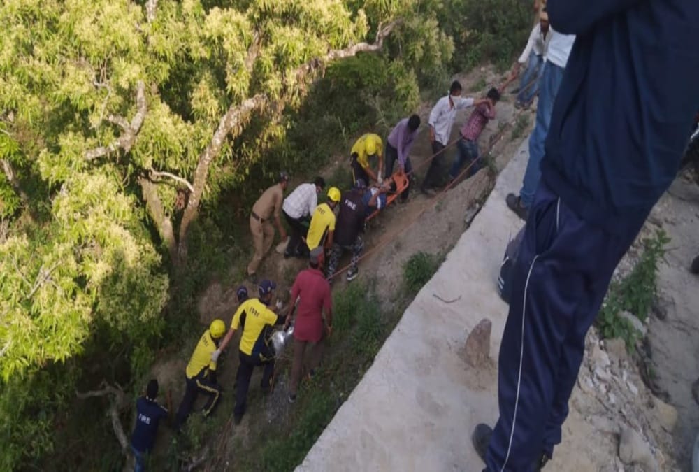 Uttarakhand Accident News: Car Terrific Accident during fell into ditch in tanakpur Champawat Highway, Three Killed, Photos