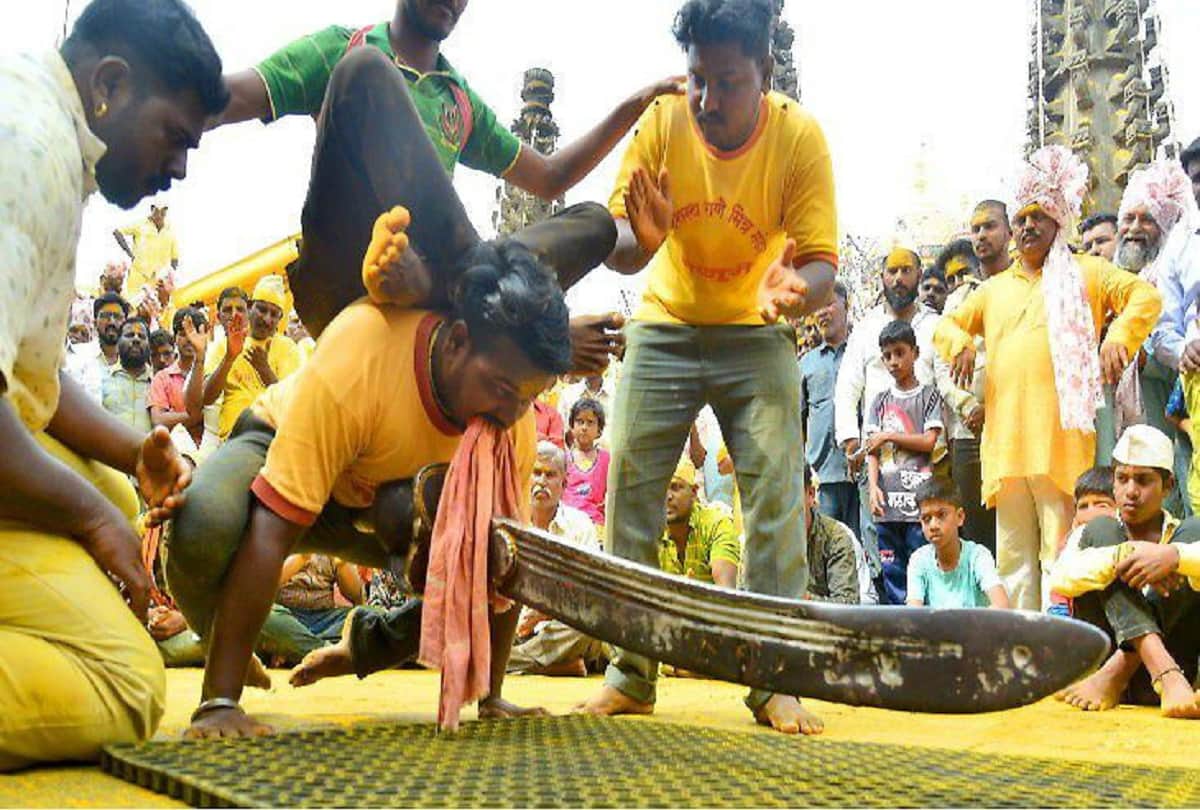 Strange Story of Khandoba Temple in Maharashtra