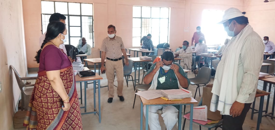 DIOS furious over the absence of examiners