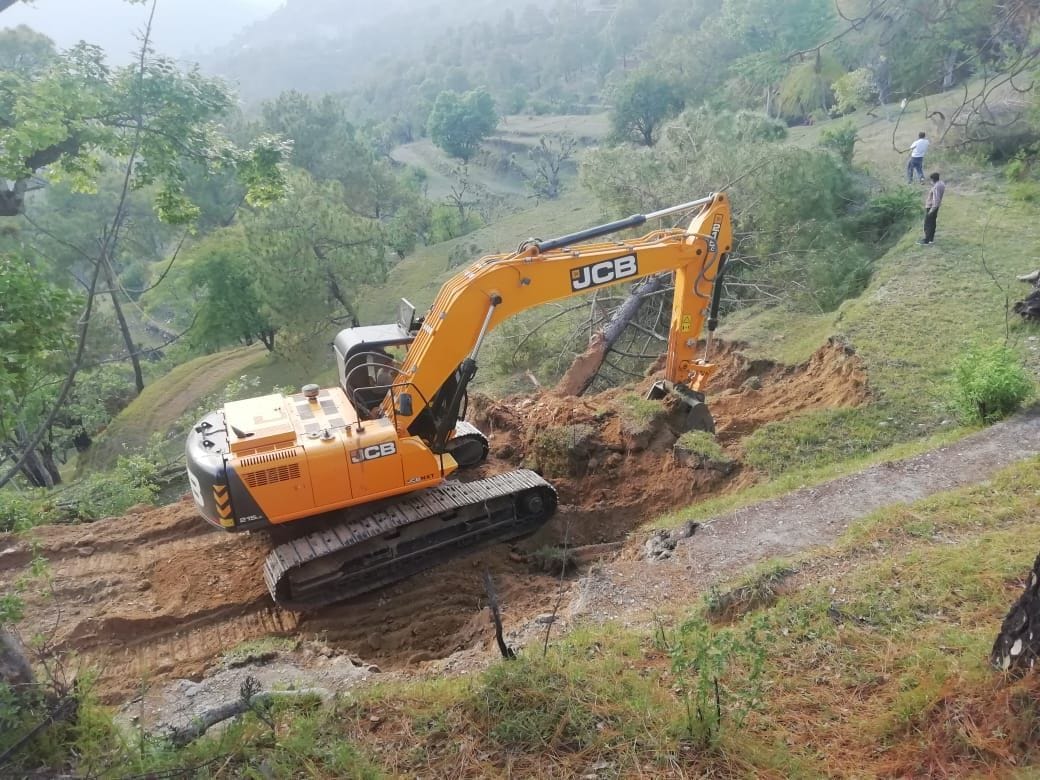 Road Cutting in Dwarahat