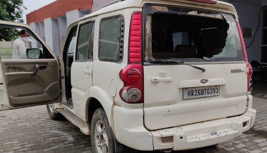 Fire on wine contractor in bhiwani, injured.