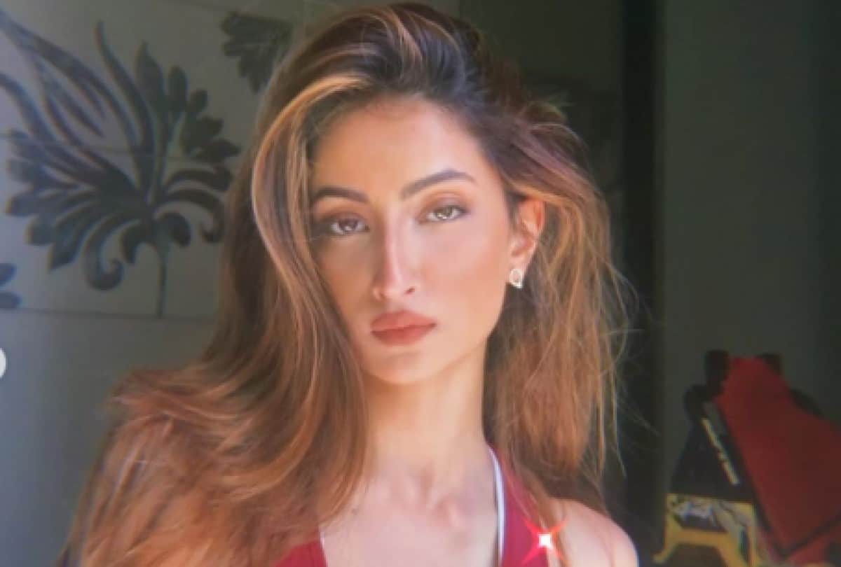 shweta tiwari daughter palak tiwari share latest glamorous photos