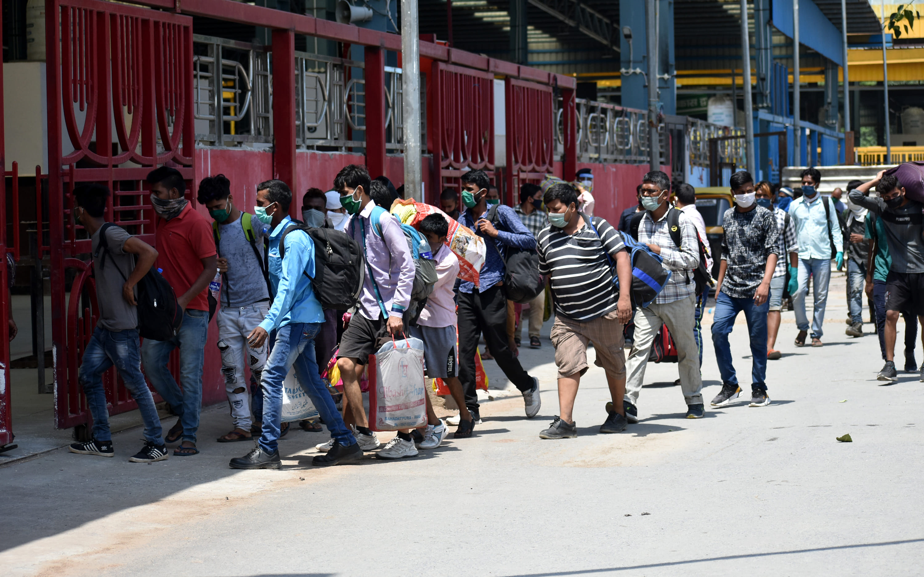 Migrant labours forced to walk hundreds of miles see photos know their plight