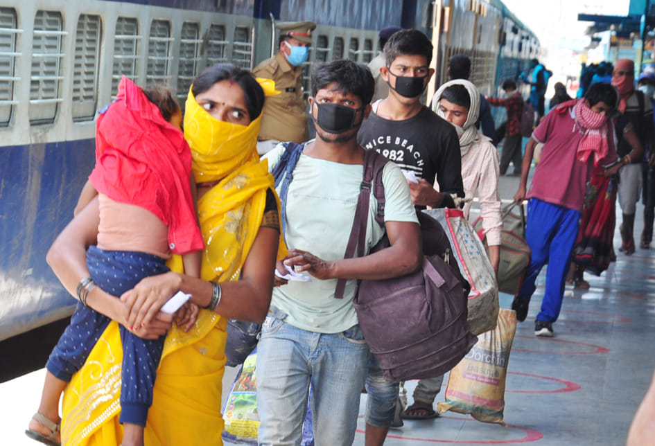 Bitter laborers also took bitter experience of struggle