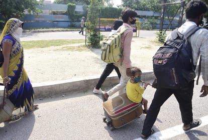 Amar Ujala ground report on migrant workers