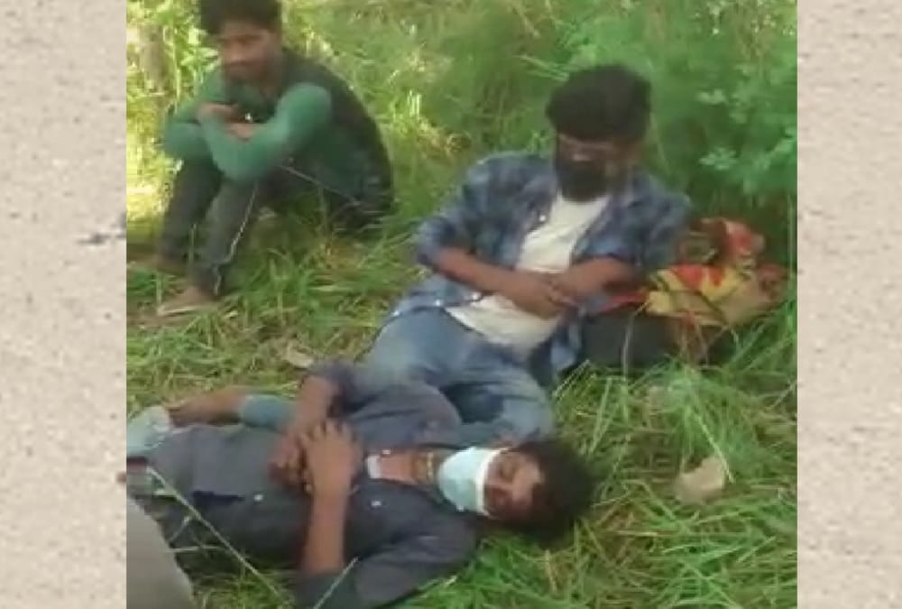 11 labourers of lucknow stranded at Haryana border