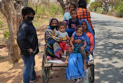 Lockdown: Workers brought the family home by pulling a 500 km rickshaw