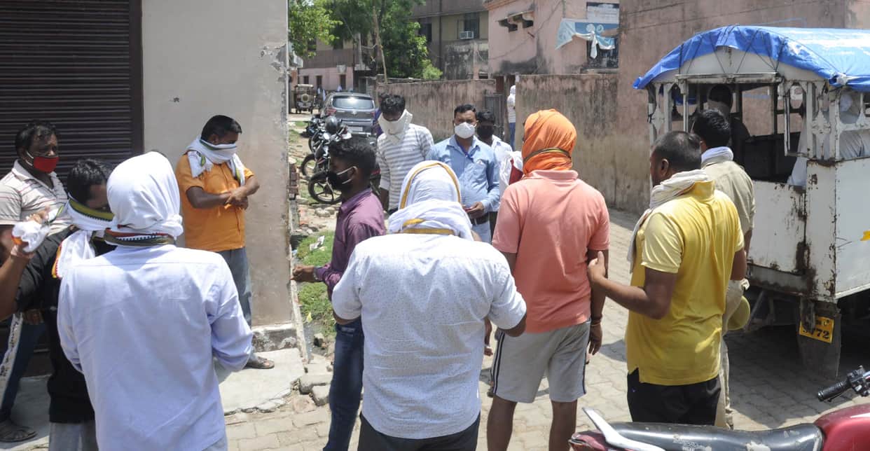 Two arrested for killing Magic driver, Outpost in-charge suspended