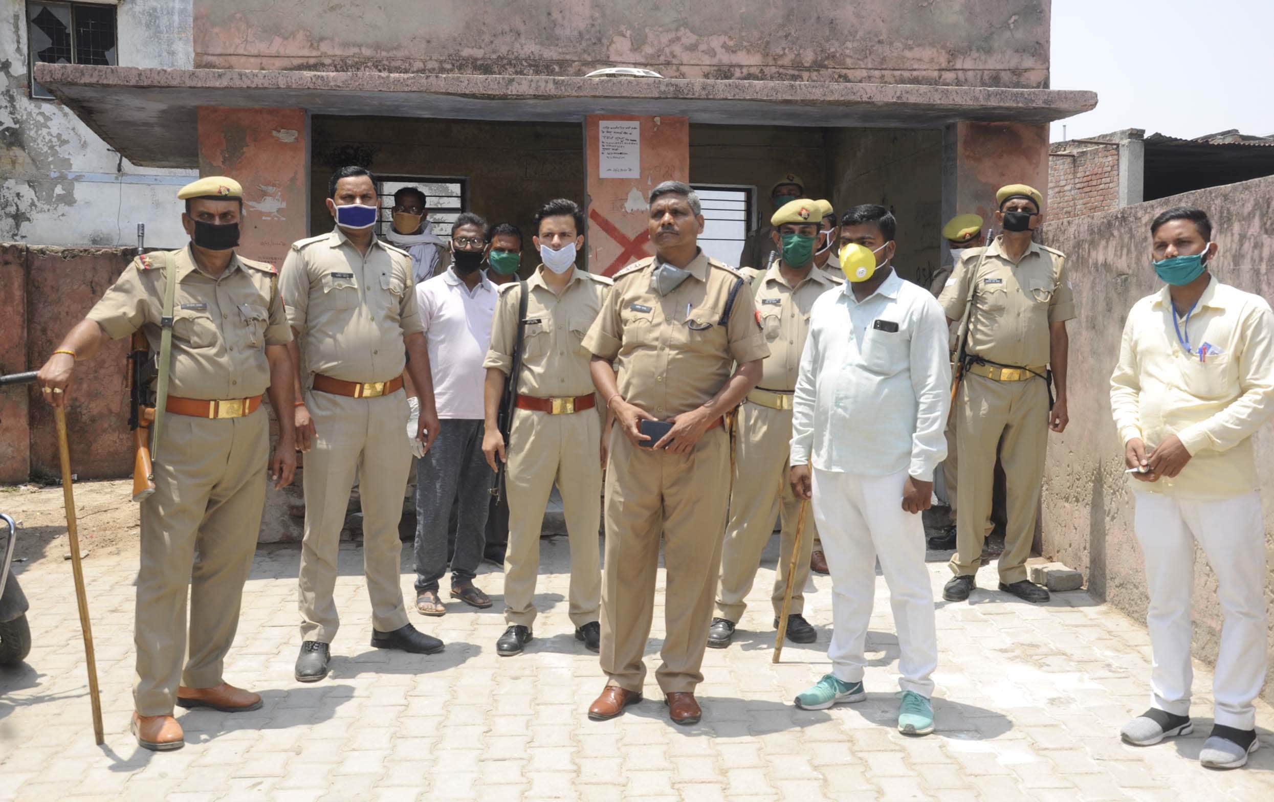 Two arrested for killing Magic driver, Outpost in-charge suspended