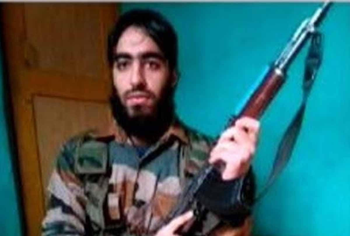 top 10 terrorists in kashmir valley list released by Security agencies, terrorist riyaz naikoo, saifullah, mohammad abbas sheikh
