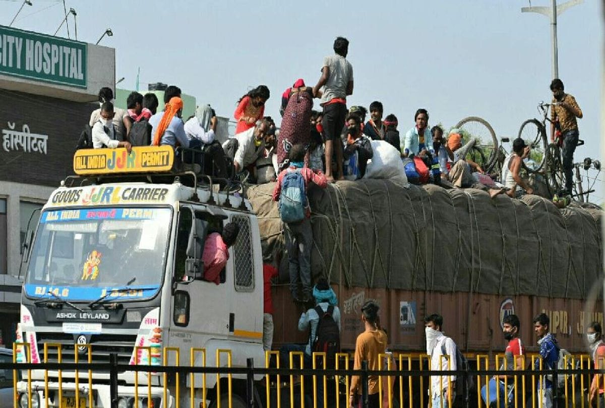 Migrant Workers Wants To Reach Home Foot Travel In Lockdown
