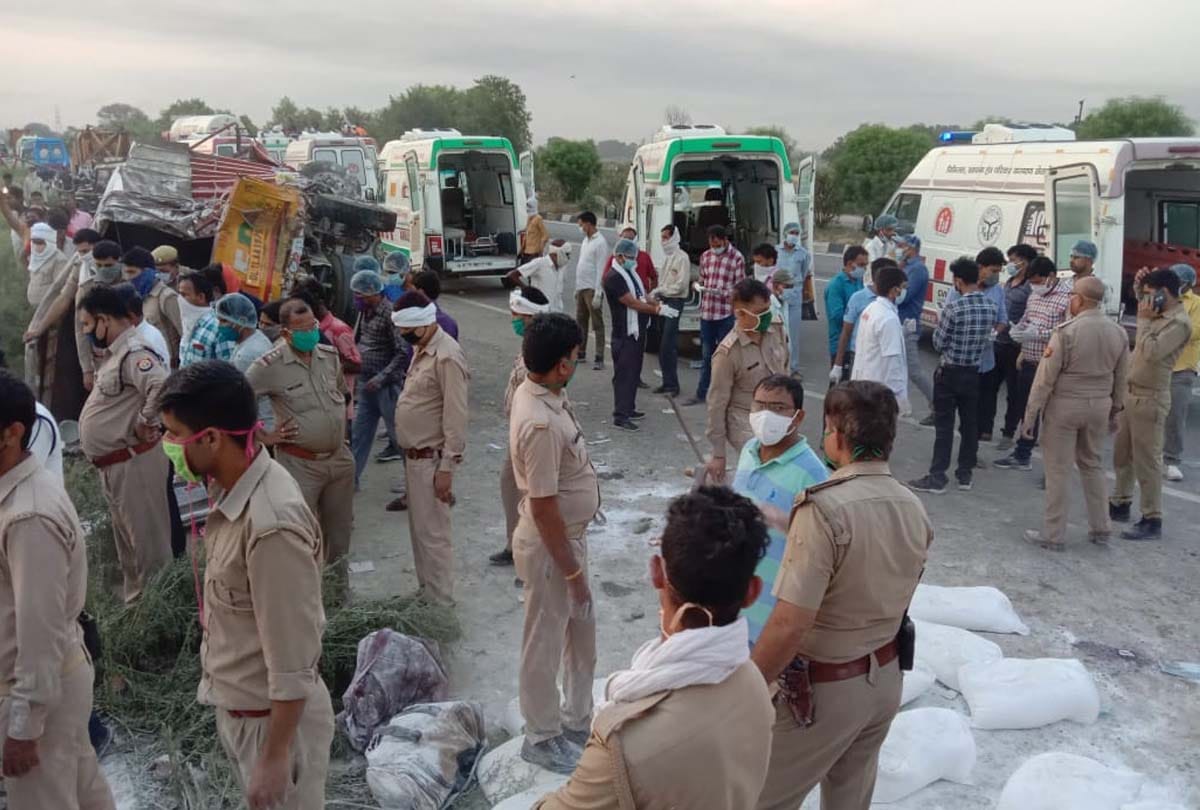 Auraiya UP road accident on Delhi Kolkata highway, 24 people died, auraiya news