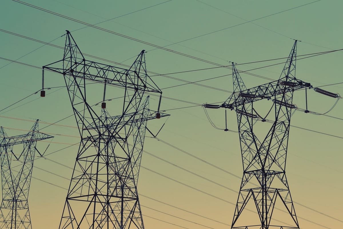 Regulatory commission asked who is responsible for power failure
