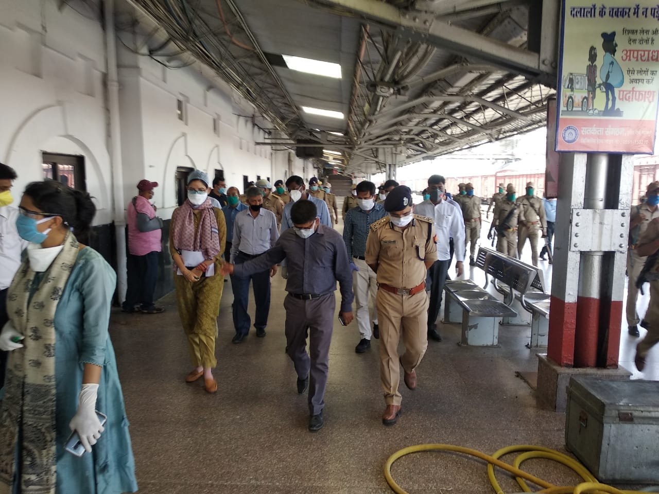 Gorakhpur Lockdown 3.0 update See Latest Photos in Gorakhpur lockdown, 16 may latest update news