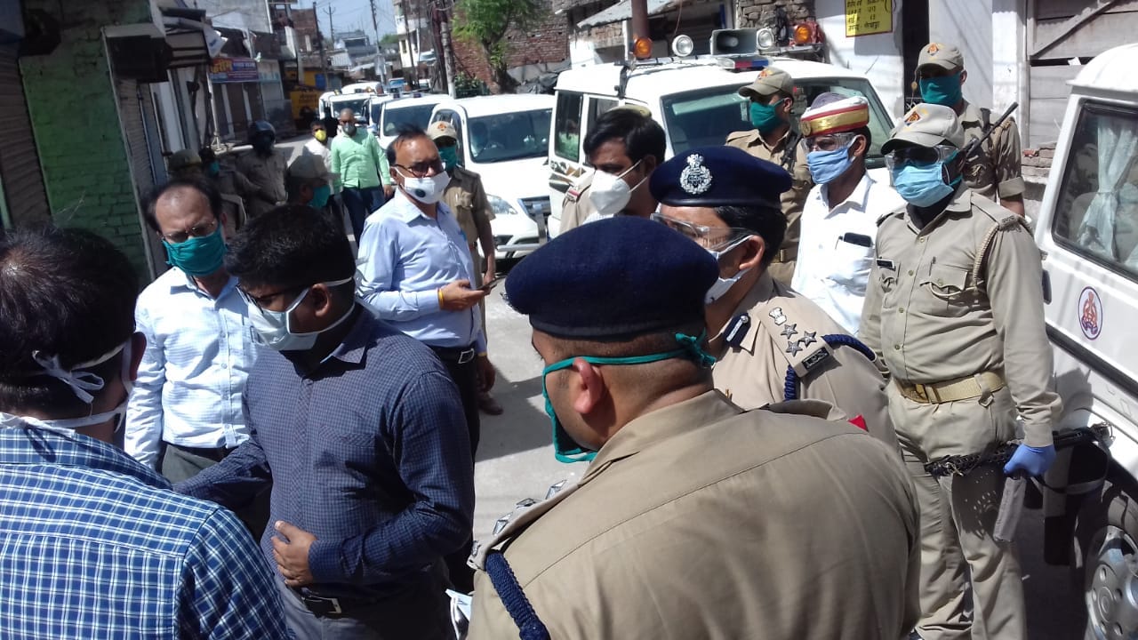 Gorakhpur Lockdown 3.0 update See Latest Photos in Gorakhpur lockdown, 16 may latest update news
