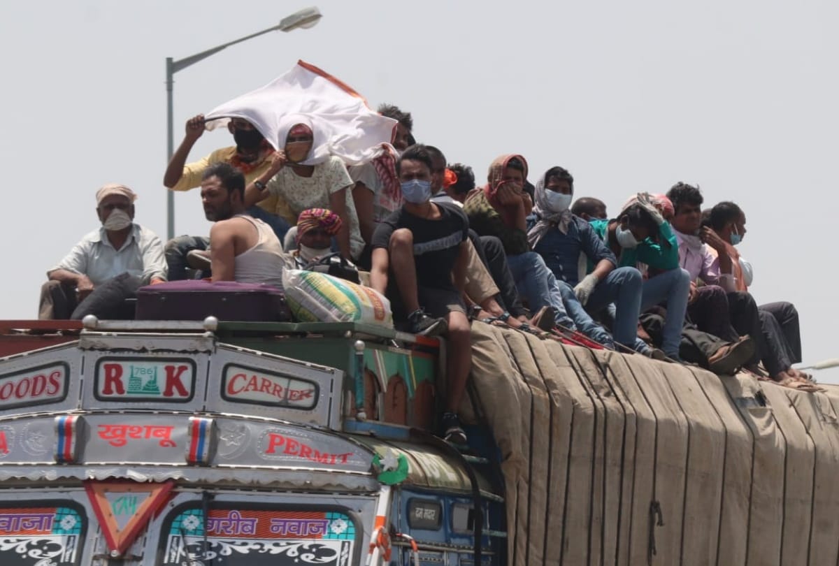 Top ten Migrant workers latest photos in Gorakhpur