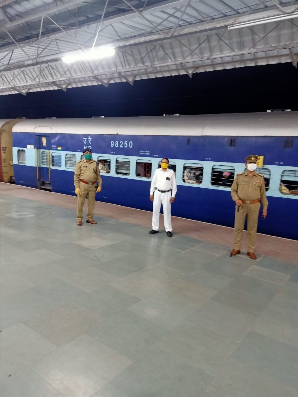 Sramic special train goes to gurugram to chatarpur