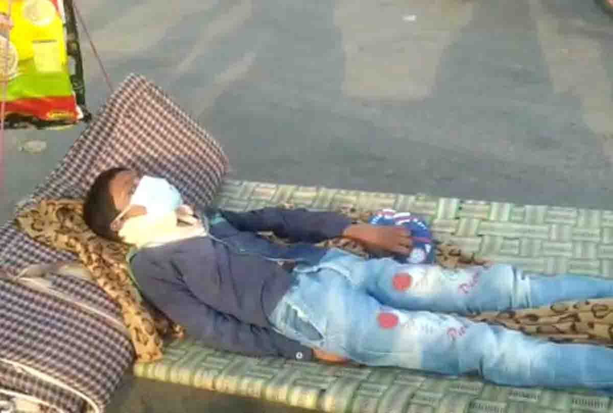 during lockdown sick son traveled on the bed from ludhiana to kanpur