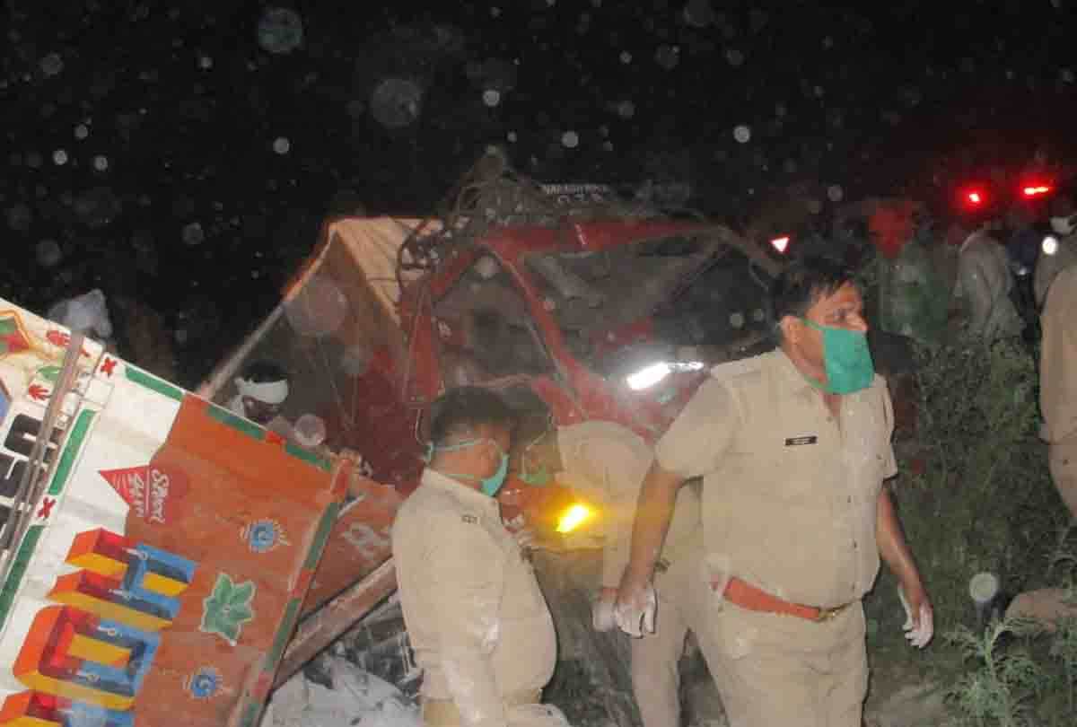 accident in lockdown: 24 migrant workers killed as 2 trucks collide in UP's Auraiya