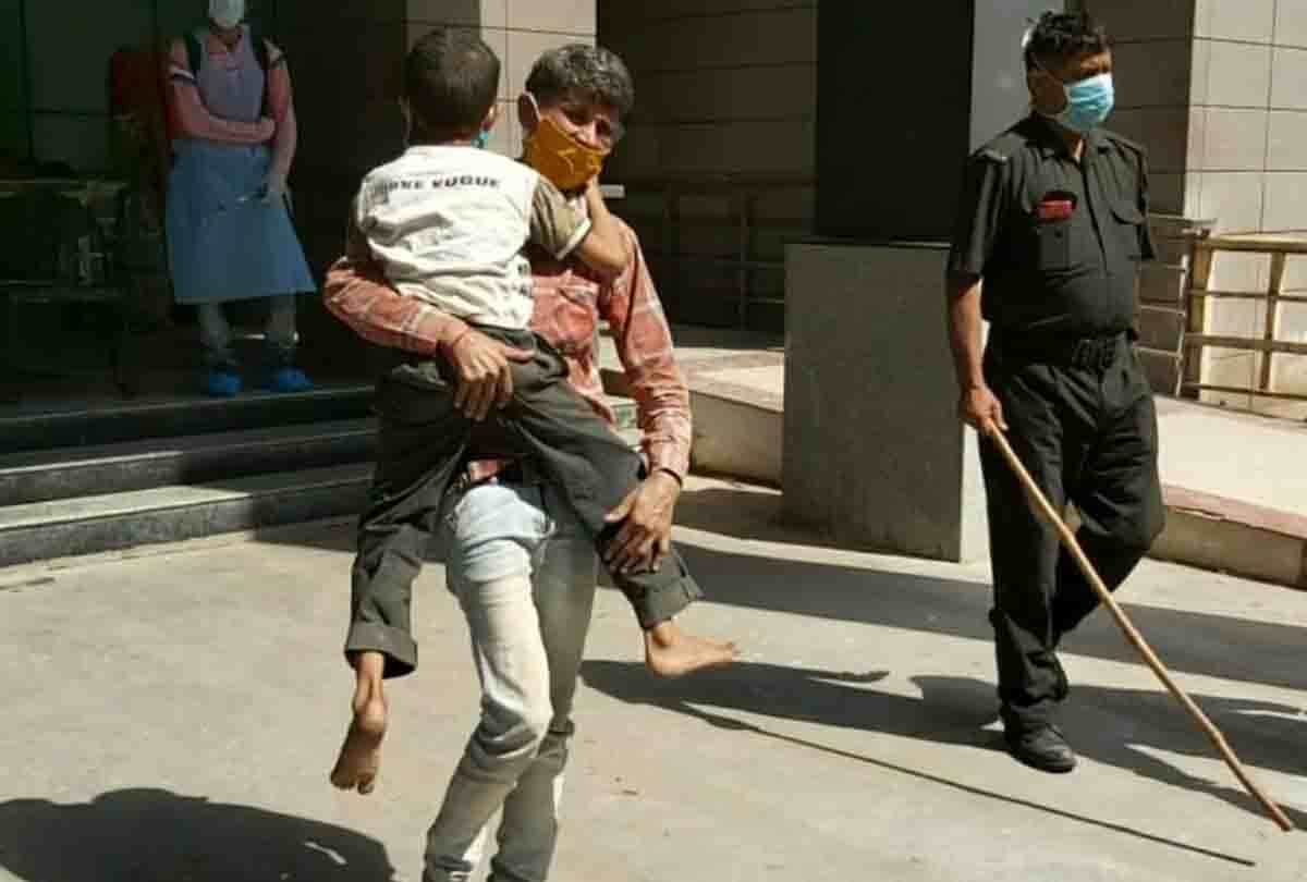 LOCKDOWN: 25 migrants killed, 38 injured in road accident in Auraiya