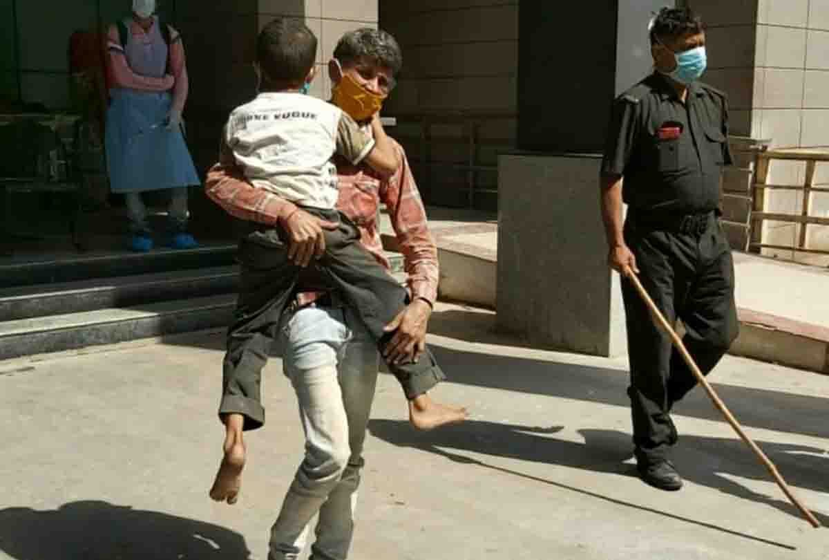 LOCKDOWN: 25 migrants killed, 38 injured in road accident in Auraiya
