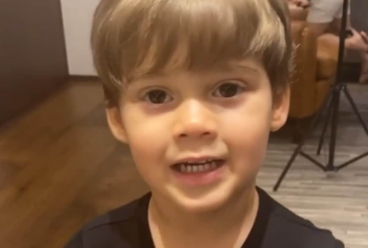 karan johar son yash johar said his country name is shah rukh khan and amitabh bachchan