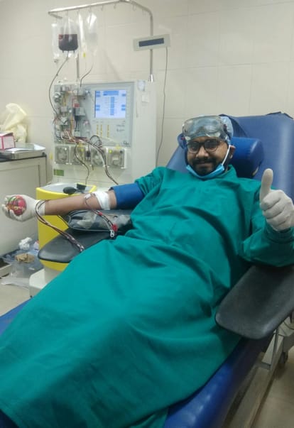BHU blood bank employee Ashutosh becomes a help for pregnant woman