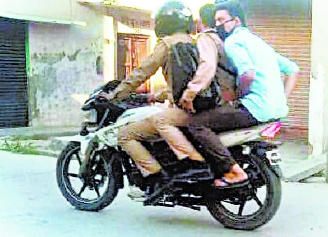 Bareilly: High court lawyer who slaps Daroga sent to jail