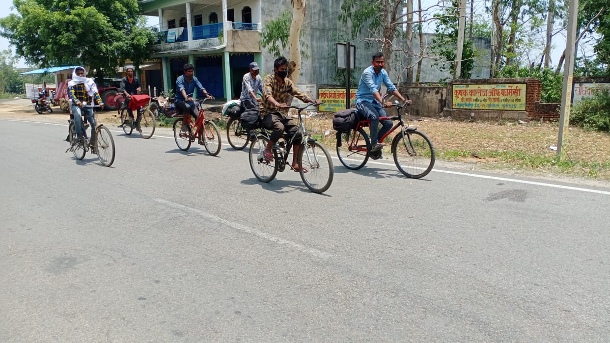From Andhra Pradesh cycled to Gorakhpur by bicycle