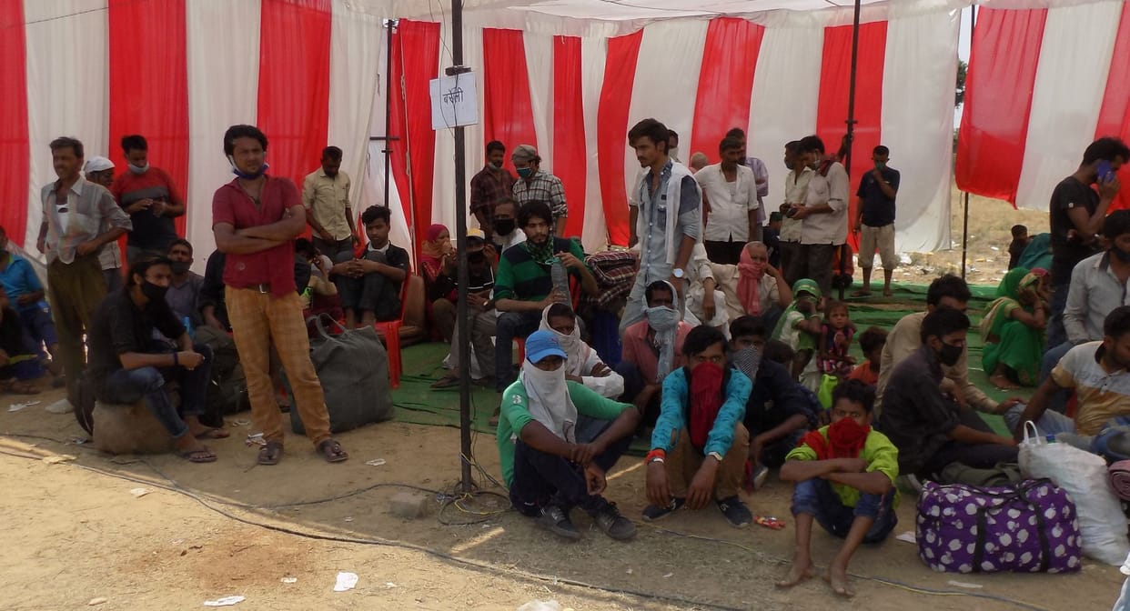 Hathras: Sir, it has been 17-18 hours, there is no arrangement of food