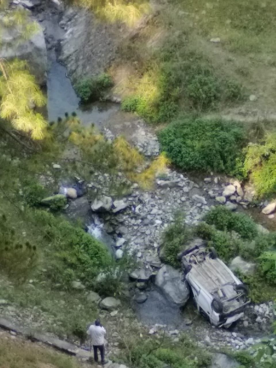 a car fell down in ditch