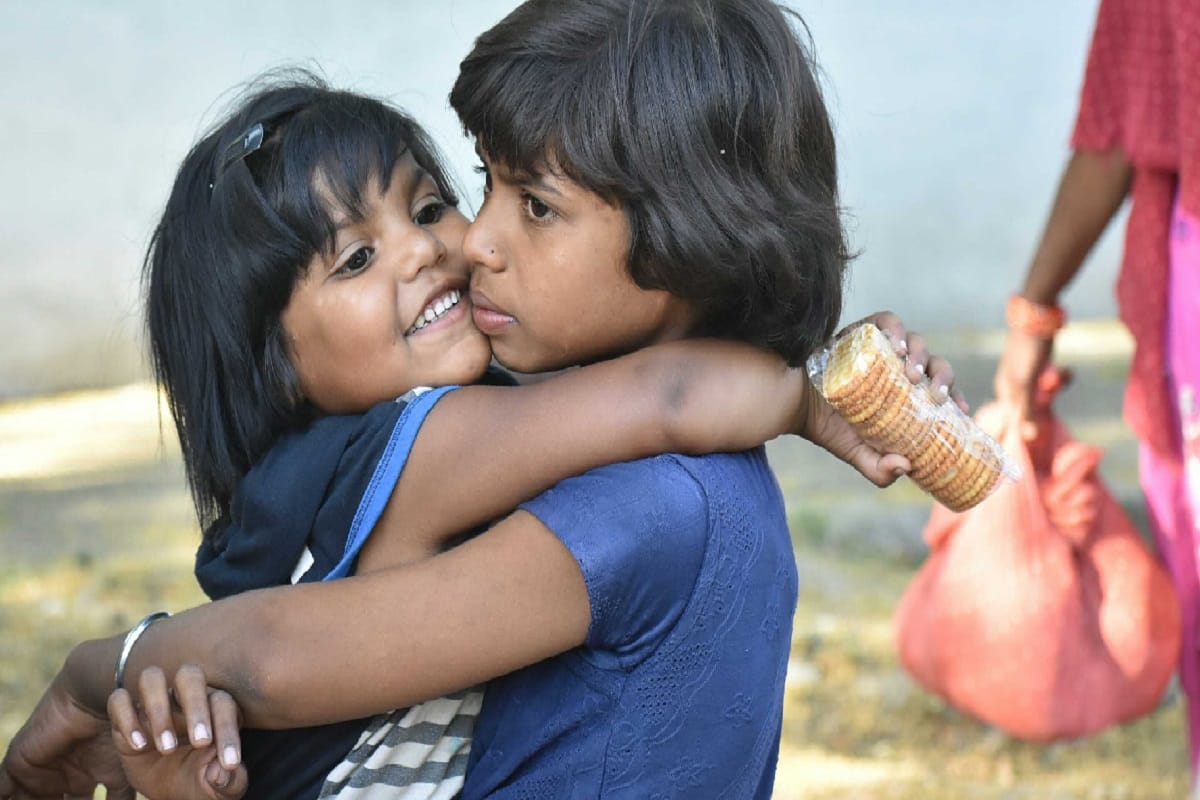 Meerut, Uttar Pradesh Lockdown Latest News Update, Migrant laborers said that we should reach home