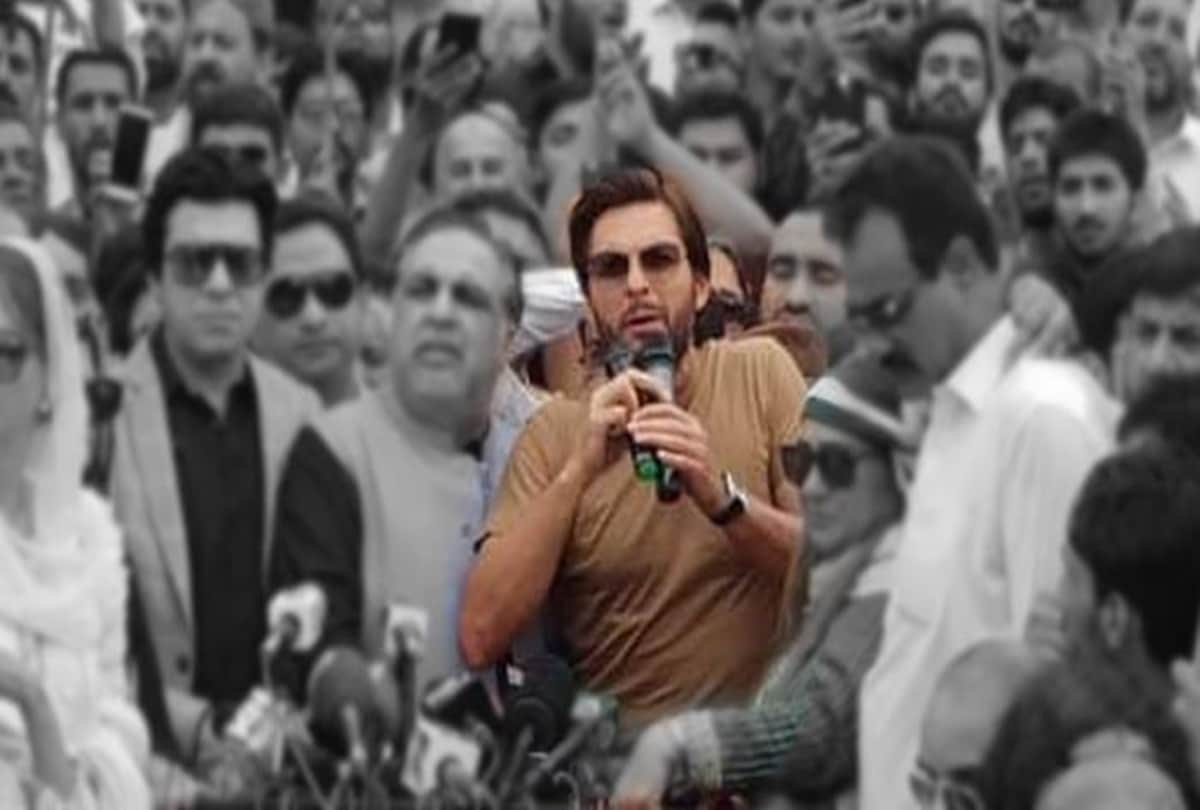 Shahid afridi news in hindi :javed akhtar and ashoke pandit reaction over Shahid Remarks On PM Modi and kashmir
