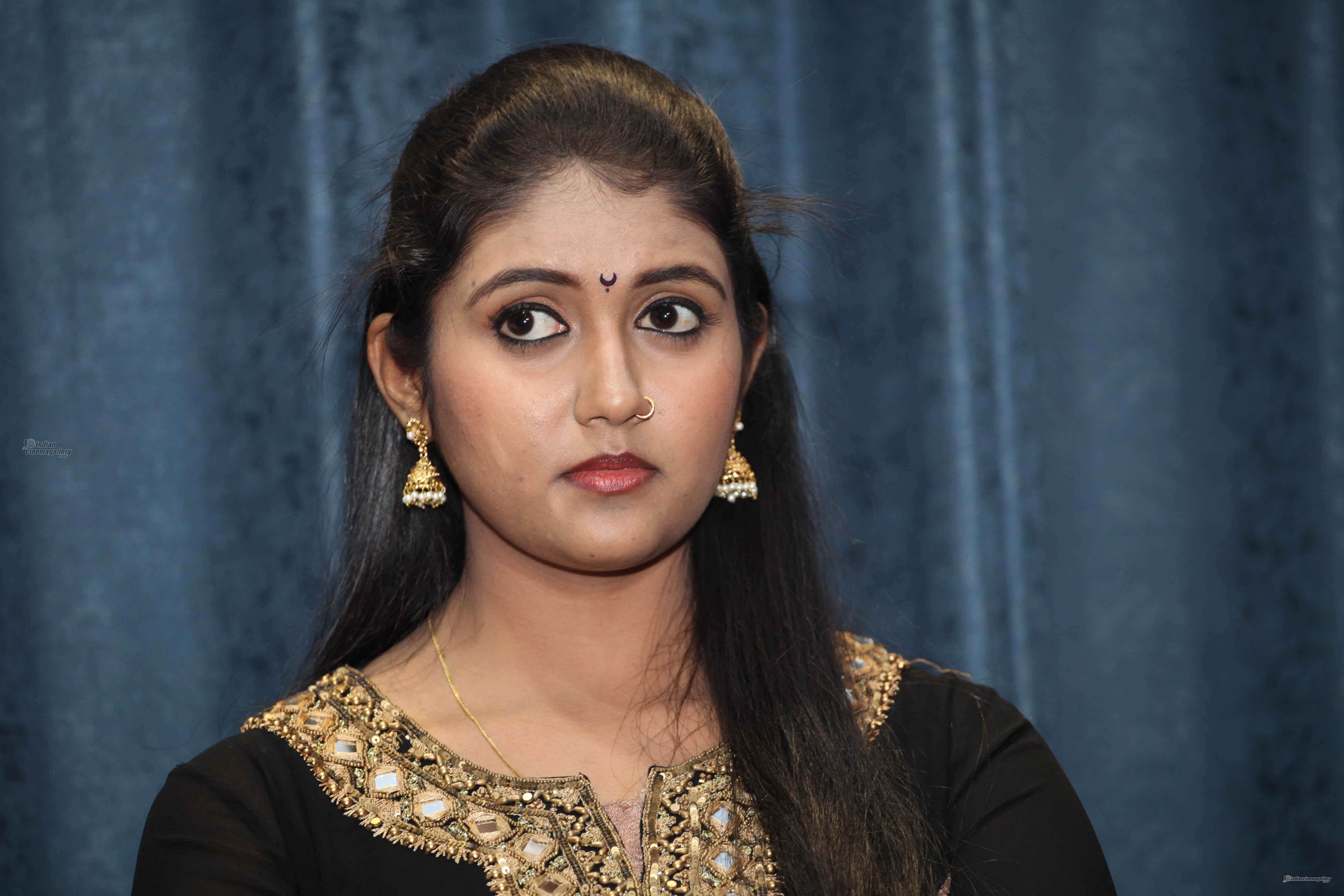 Rinku Rajguru worried about her education She Is going to share screen with Amitabh Bachchan in Jhund