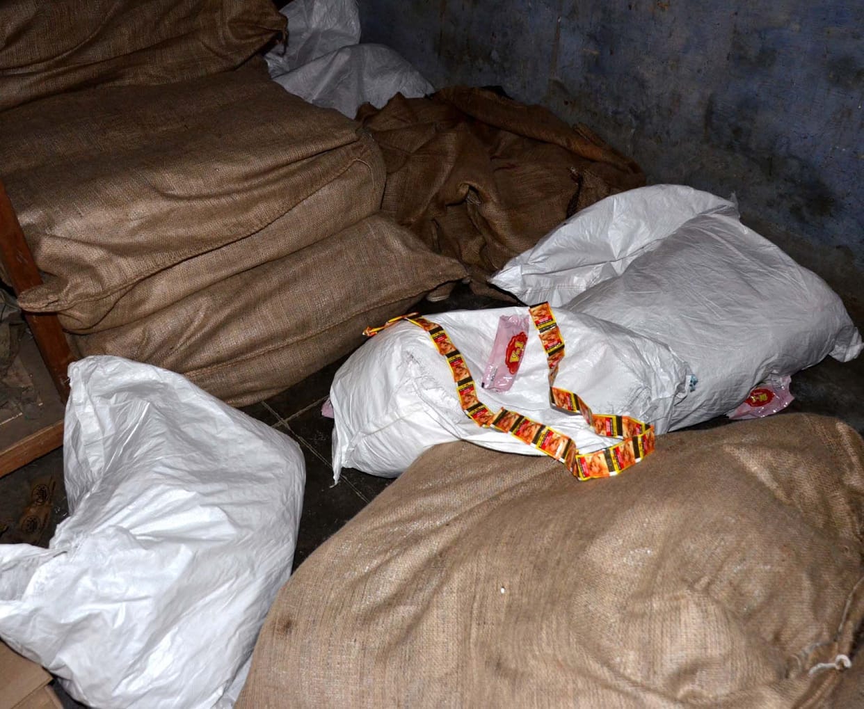 Case filed on Shopkeeper  for selling with out license tabacco and paan masala