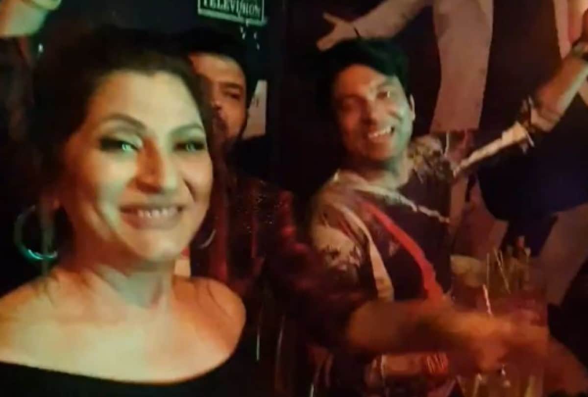 archana puran singh share video kapil sharma and chandan prabhakar dance