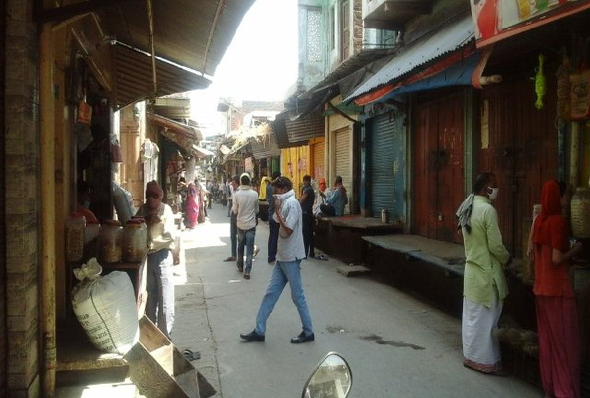Lockdown 4.0: Market Opens In Mathura Rural