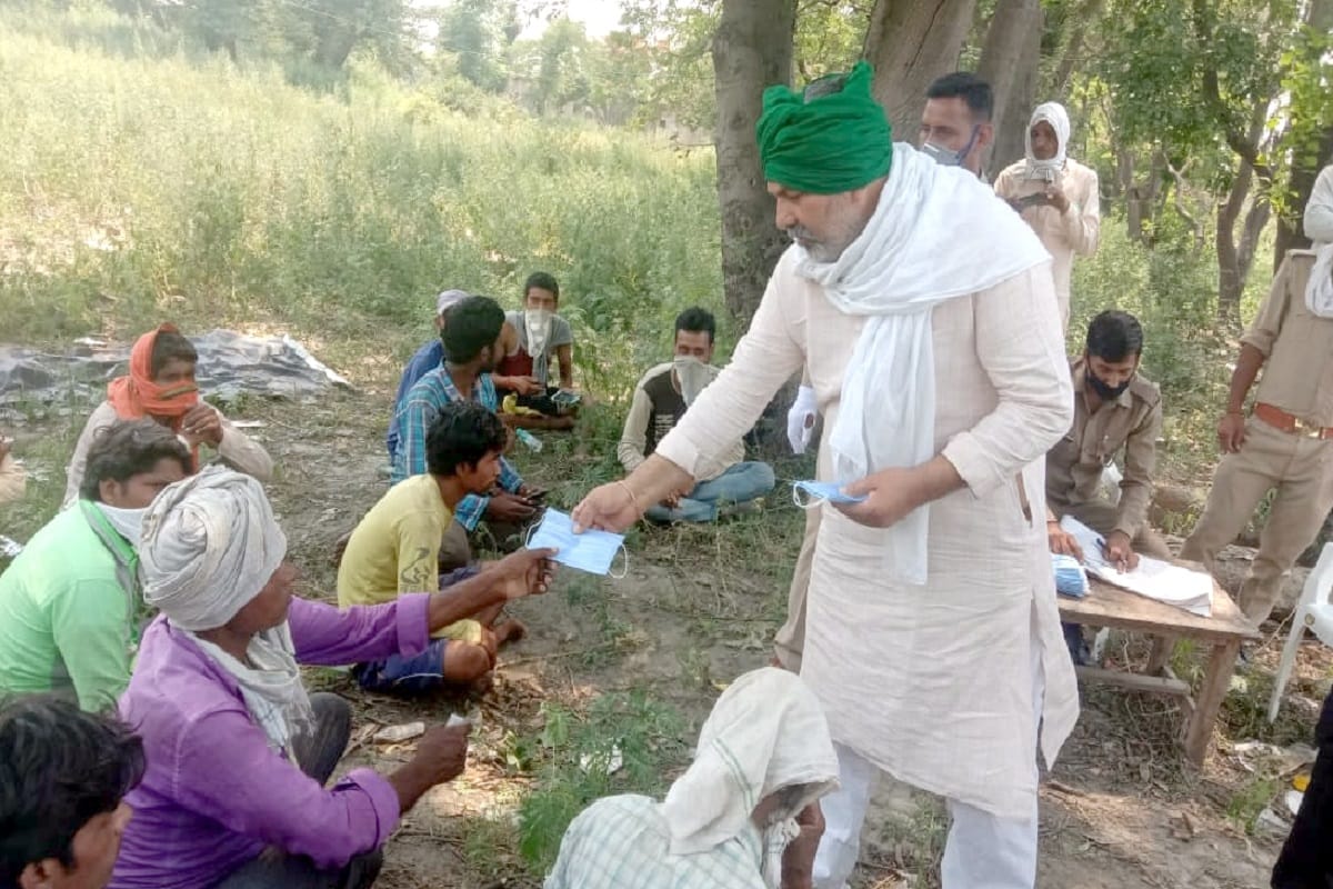 Rakesh Tikait has between reached migrant laborers but DM of Bijnor and Muzaffarnagar took responsibility of sending at home