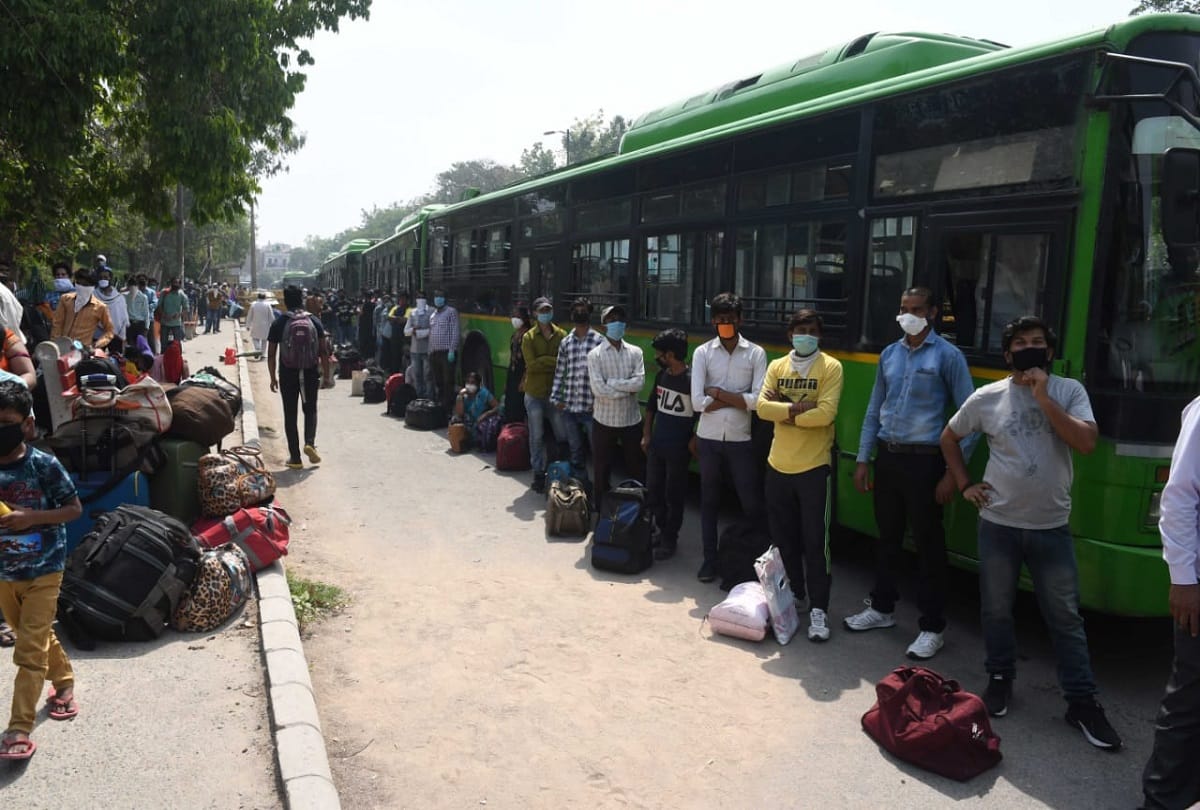 delhi ncr migrant labours everywhere trying to go homeland but failed see their plight