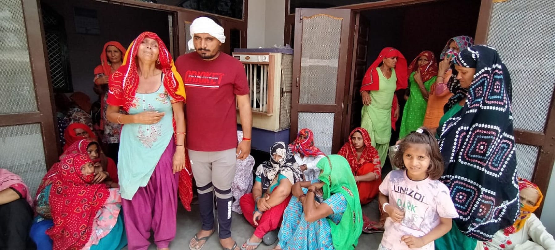 late lance naik raj singh his son perform last rites mother says i am proud of my son