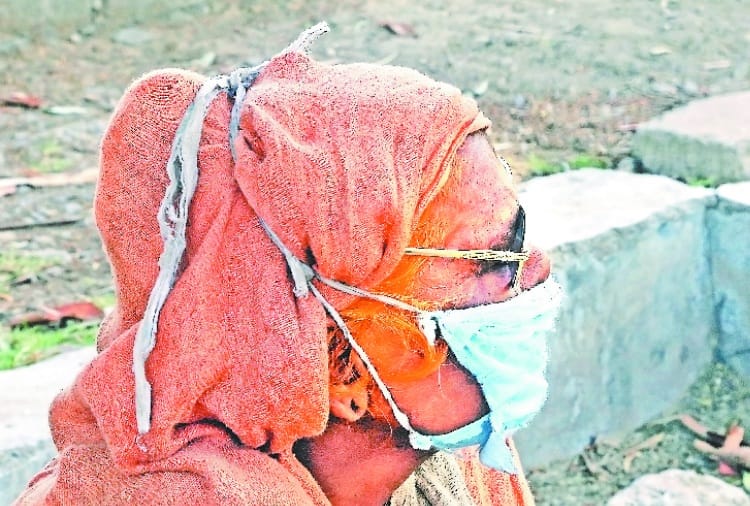 Heart Wrenching Photos of Migrant Workers During Lockdown, Coronavirus