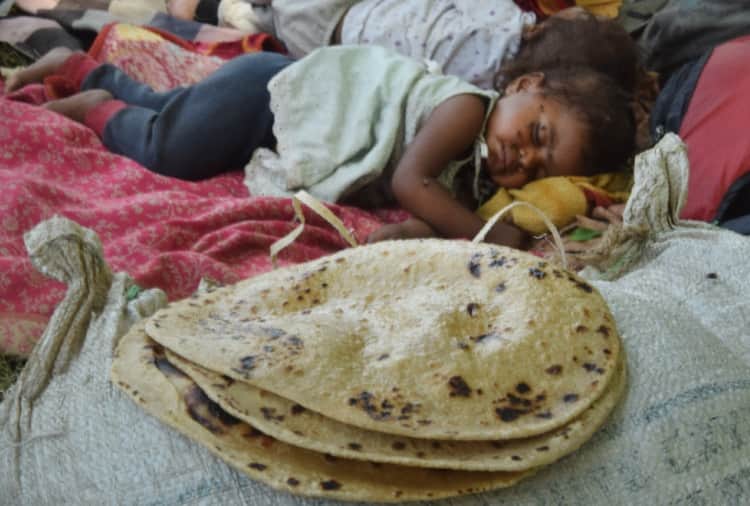 Heart Wrenching Photos of Migrant Workers During Lockdown, Coronavirus