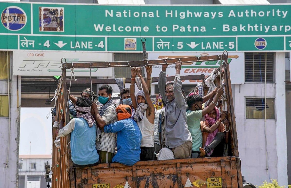 Migrant workers losing own money on truck fare to reach their home towns in lockdown 4