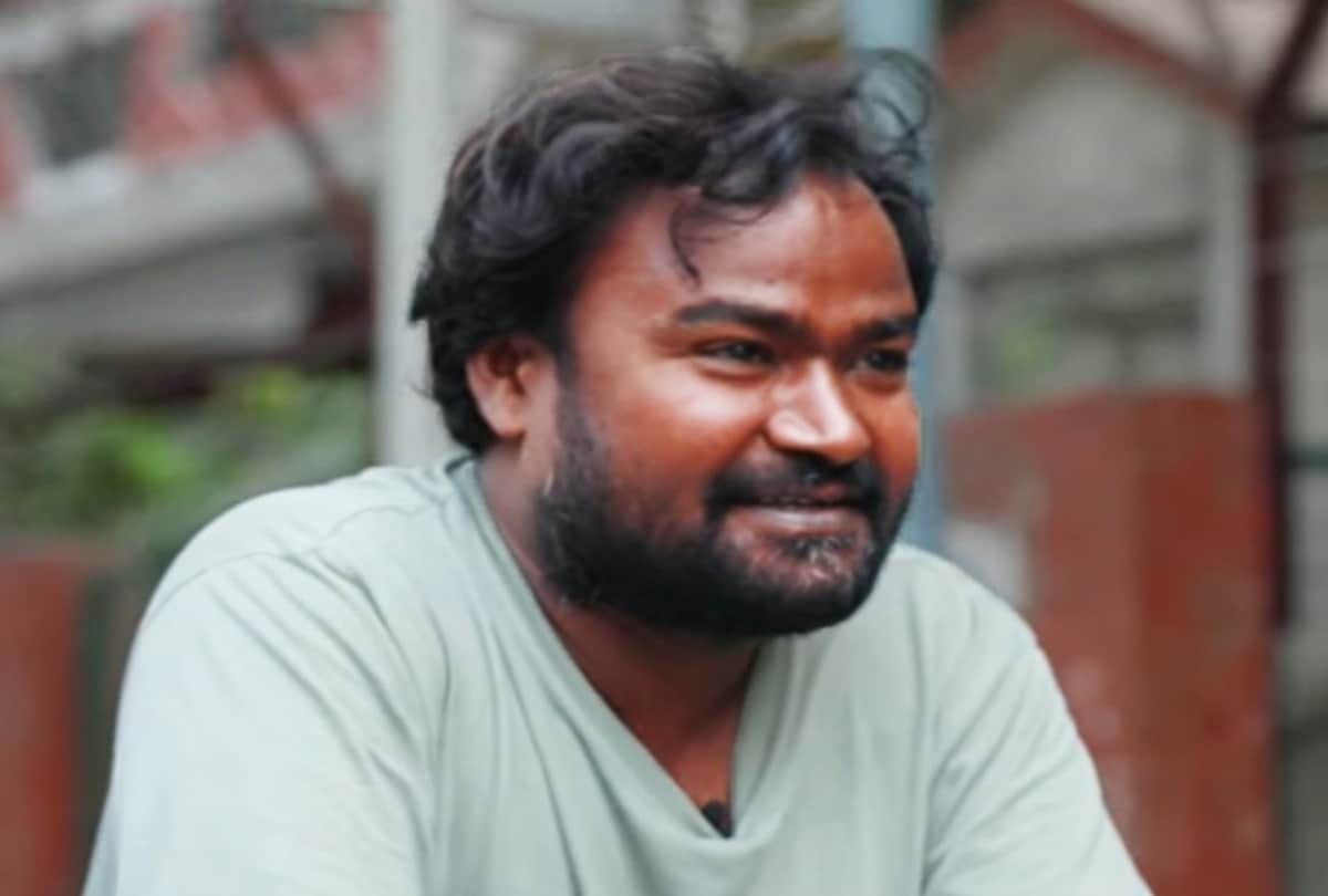 Dream Girl Actor Solanki Diwakar is Selling Fruits During Lockdown To Earn For Family