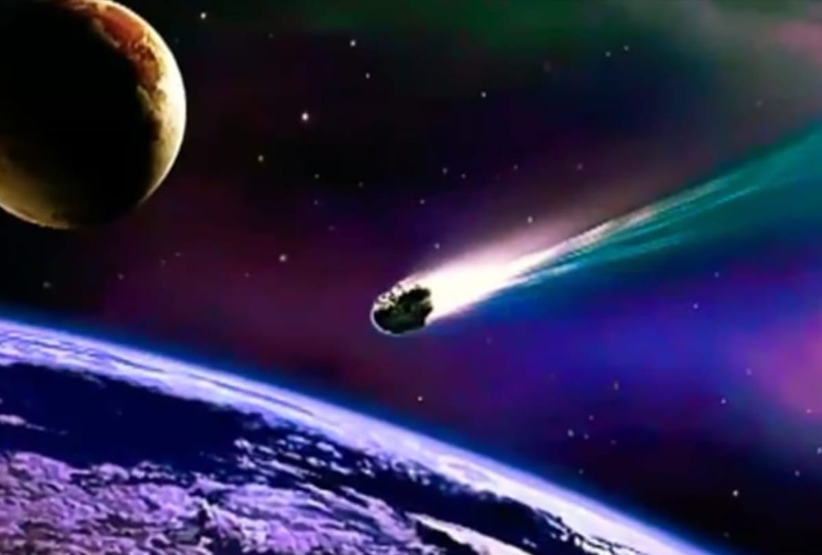 fireworks will in sky after Comet moving towards Sun