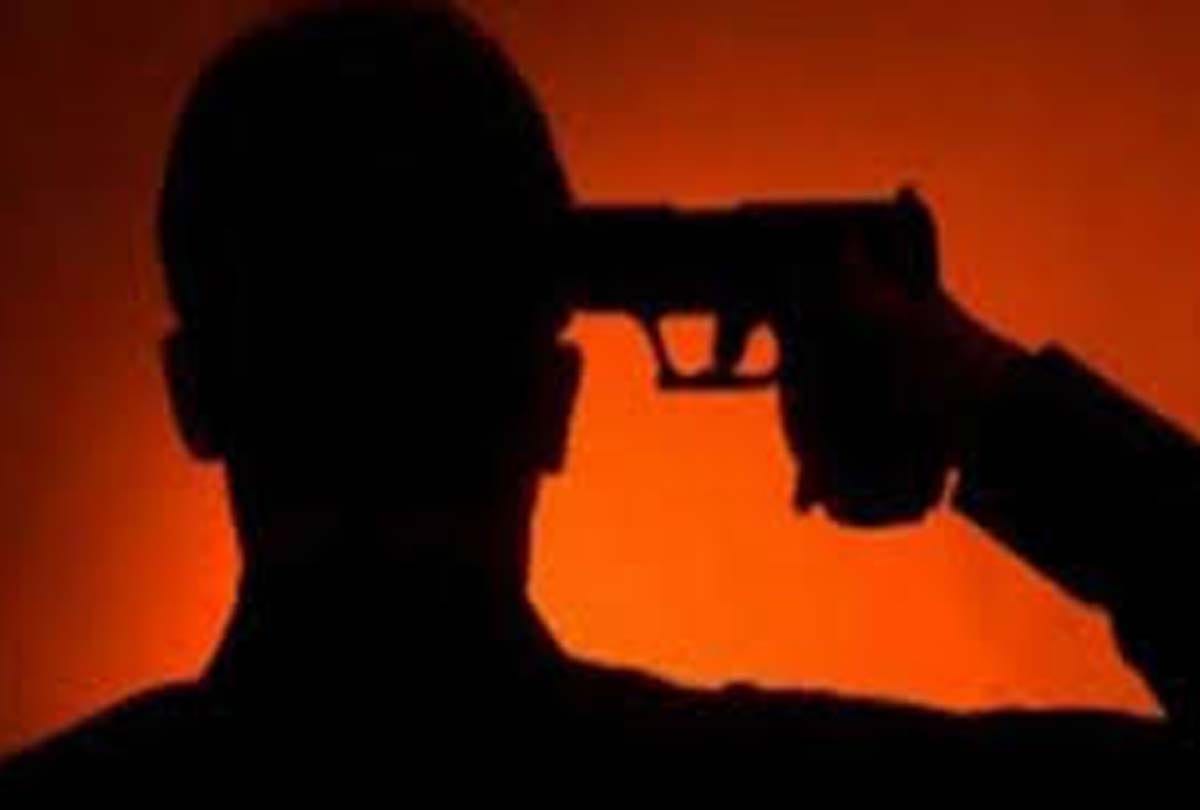 Shot dead with father's license revolver in chitrakoot